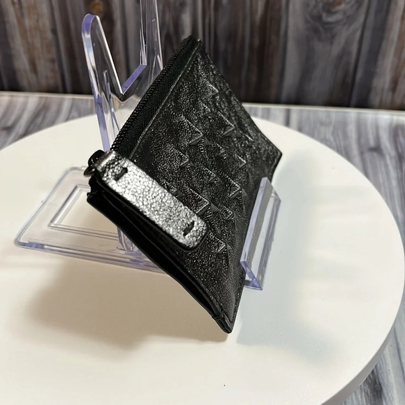 EUC JIMMY CHOO ACCESSORIES POUCH. - Picture 4 of 10